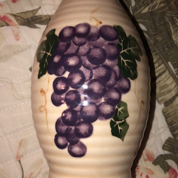 Vintage Hand Painted Vase with Grapes - Picture 2 of 6